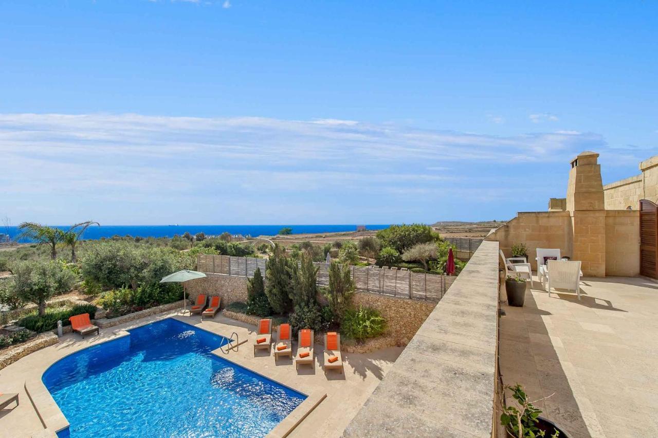 The Almonds Luxury Villa San Lawrenz Exterior photo