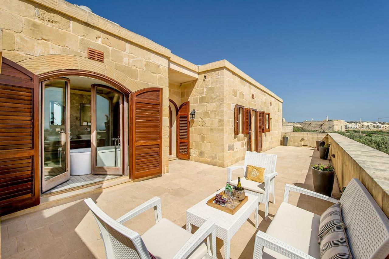 The Almonds Luxury Villa San Lawrenz Exterior photo